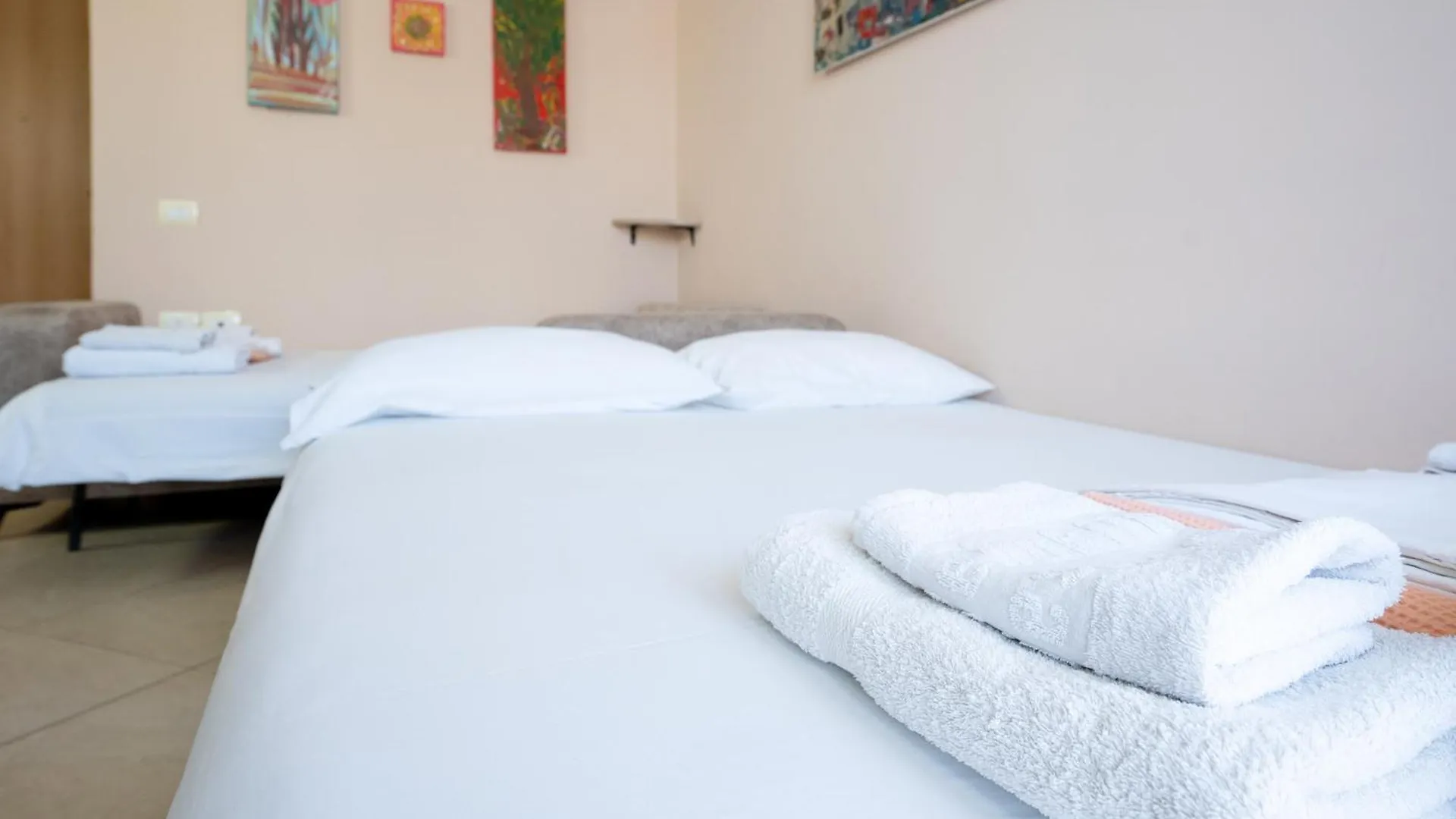 Top-Floor Seaview Apartment Vlorë